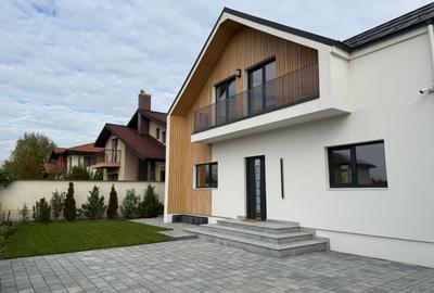 Vilă contemporană , finalizată în 2024, situată pe o stradă privată. - 4