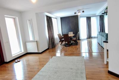 Casa impunatoare D+P+M, 280 mp utili, teren 850 mp,  în Europa - 39