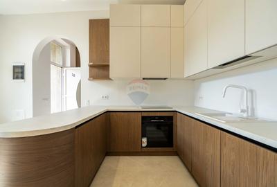 Apartament cu 3 camere de vânzare ultracentral str. Vasile Alecsandri - 2
