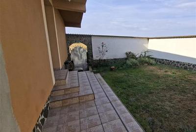 Casa individuala 5 camere garaj pivnita 250mp teren zona Gusterita - 27