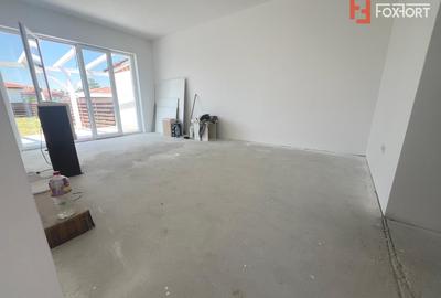Duplex cu 4 camere în Moșnița Nouă