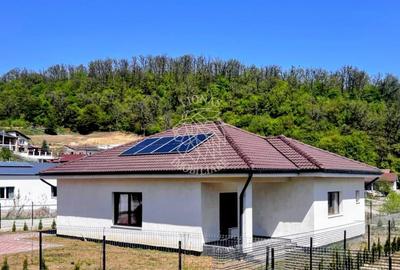 Casă individuală cu 4 camere în Nord-Est
