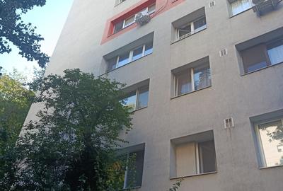 Apartament cu 3 camere de vânzare – Bulevardul Ion Mihalache nr. 235 - 11