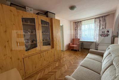 Apartament cu 2 camere semidecomandat, mobilat în Micro 14