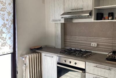 Garsonieră decomandată în Dristor