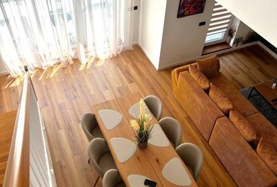 Apartament cu 4 camere decomandat, mobilat în Cristian