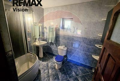 Oportunitate Unică în Centrul Craiovei Casă cu 5 Camere și Garaj - 12