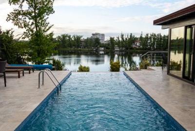 Baneasa lake House 340sqm, swimming pool, lake side deck - 33