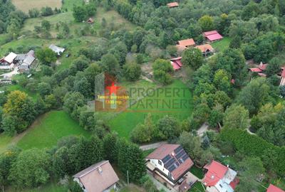 Teren intravilan 1300 mp | Vedere Piatra Craiului | Bran Poarta - 2