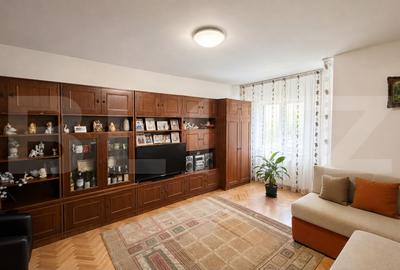 Apartament cu 4 camere decomandat, mobilat în 1 Mai