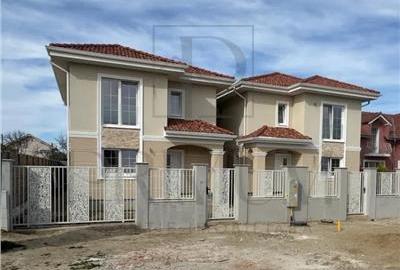 Duplex cu 4 camere în Moșnița Nouă