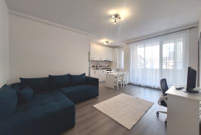 Apartament cu 2 camere semidecomandat, mobilat în Florești