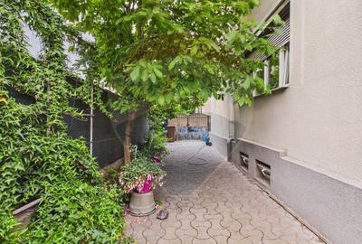 Vila generoasa cu 5 camere si curte, de vanzare in zona 13 Septembrie - 33