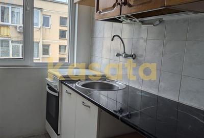 Apartament cu 2 camere semidecomandat, mobilat în Cișmigiu