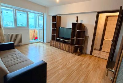 Apartament cu 2 camere semidecomandat în P-ța Reșița
