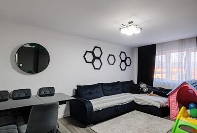 Apartament cu 3 camere decomandat, mobilat în Hotvon