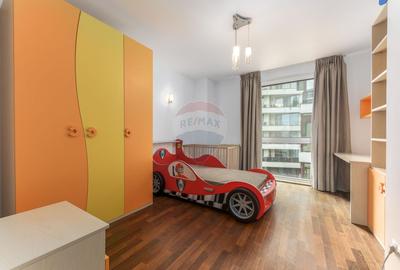 4 camere| semineu| piscina interioara | sauna | sala de sport| parcare - 12