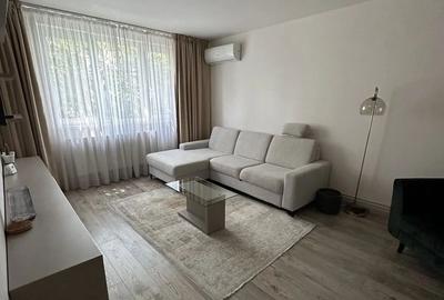 Apartament cu 3 camere, mobilat în Politehnica