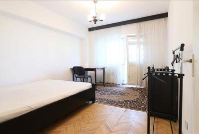Apartament de 3 camere decomandat, etaj 3, 2 bai - Pacurari - 2