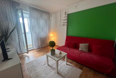 Apartament cu 2 camere semidecomandat, mobilat în Mihai Bravu