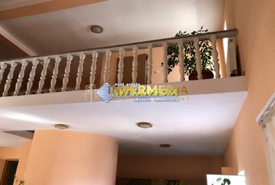 Casa deosebita  D+P+E de vanzare CETATE cu 900 mp. teren - 11