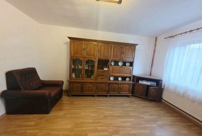 Vand casa singur in curte cu garaj, pod si foisor Sanpetru-Bod - 5