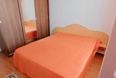 3 camere cu centrala si parcare Aparatorii Patriei - 3