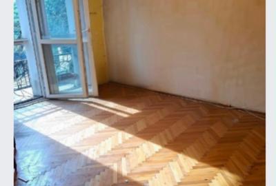 Apartament luminos de 3 camere I Titan– Miniș I etaj 2/4 I parcare - 2