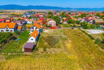 Teren Construcții intravilan de 1200 mp, în Feldioara