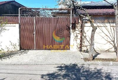 Casă individuală cu 5 camere în Central