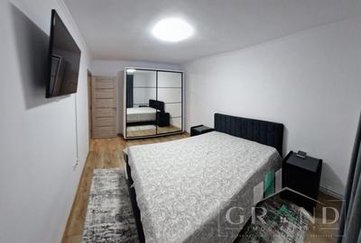 Apartament cu 3 camere semidecomandat, mobilat în Central