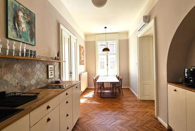 Apartament spectaculos de închiriat 4 camere 4 băi Centrul Istoric - 5