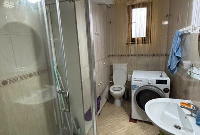 Apartament cu 3 camere, etaj 1/4, zona Cug - 9