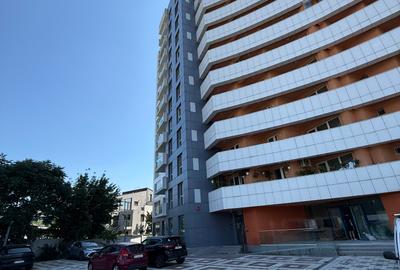 Apartament cu 3 camere semidecomandat în Mihai Bravu