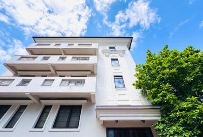 Apartament cu 3 camere decomandat în Cotroceni