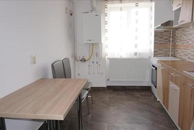 Apartament decomandat cu 3 camere la Ciuperca - 4