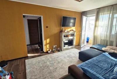 Apartament cu 2 camere semidecomandat în Titan