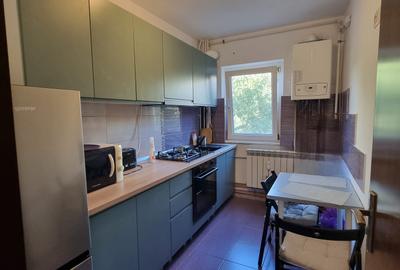 Inchiriere 2 camere pet friendly,decomandat, centrala termica proprie, etaj2 - 1