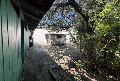 Casă cu teren 251 mp – zona Andronache, Strada Mențiunii - 26