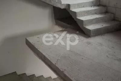Duplex complet pentru 2 familii – 326 mpși 2.000 mp teren, lângă Pitesti - 2