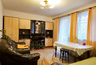 Apartament 4 camere, decomandat, etaj 1 din 4, cartierul Manastur - 1