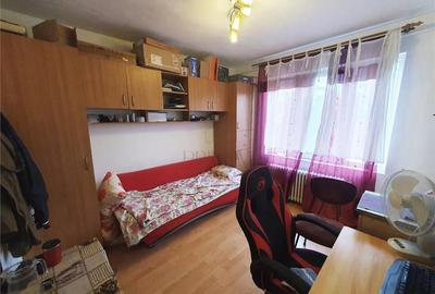 Garsonieră semidecomandată, mobilată în Complex Studențesc