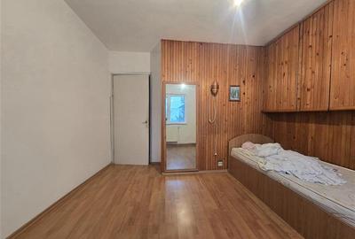 Apartament spatios 3 camere decomandate, 2 bai, etaj 3, zona Mioritei, Bacau - 8