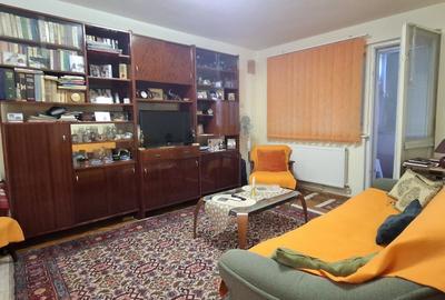 Tomis Nord  Apartament cu 3 camere , 2 balcoane, centrala gaze - 2
