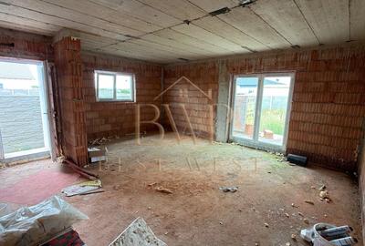 1/2 Duplex pe parter, 3 camere, 2 bai, Urseni - 1