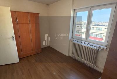 Apartament cu 2 camere semidecomandat în Olteniței