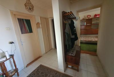 De vânzare apartament cu 3 camere – Zona Dâmbovița- 5371 - 6