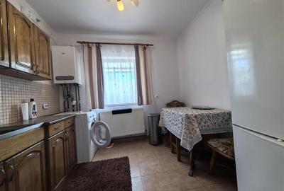 Inchiriez casa cu 2 apartamente, Gradiste - 6
