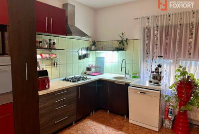 Casa individuala cu 4 camere si teren de 600 mp - Dumbravita - 3