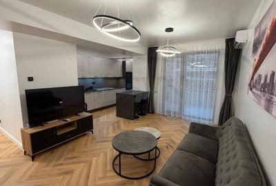 Apartament cu 2 camere semidecomandat, mobilat în Pipera